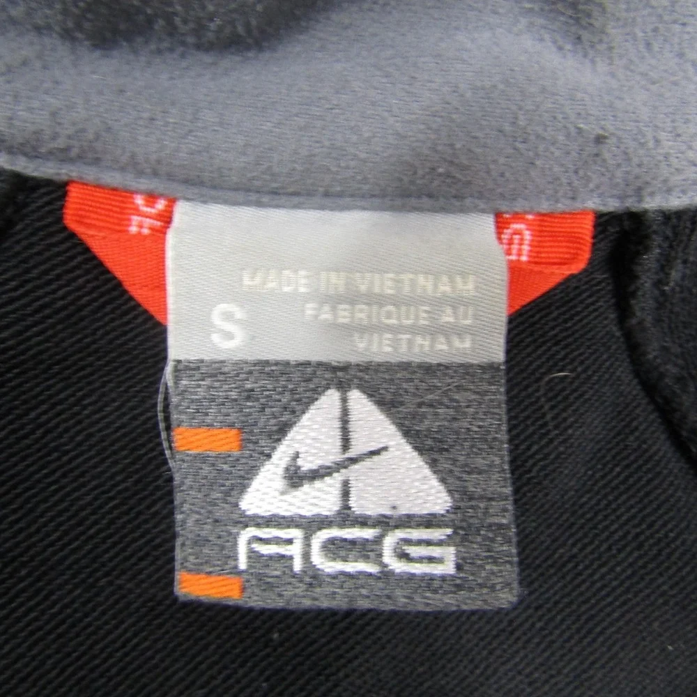 Nike ACG Jacket Mens Small Black Gray Full Zip‎ Softshell Hiking Walking Trail